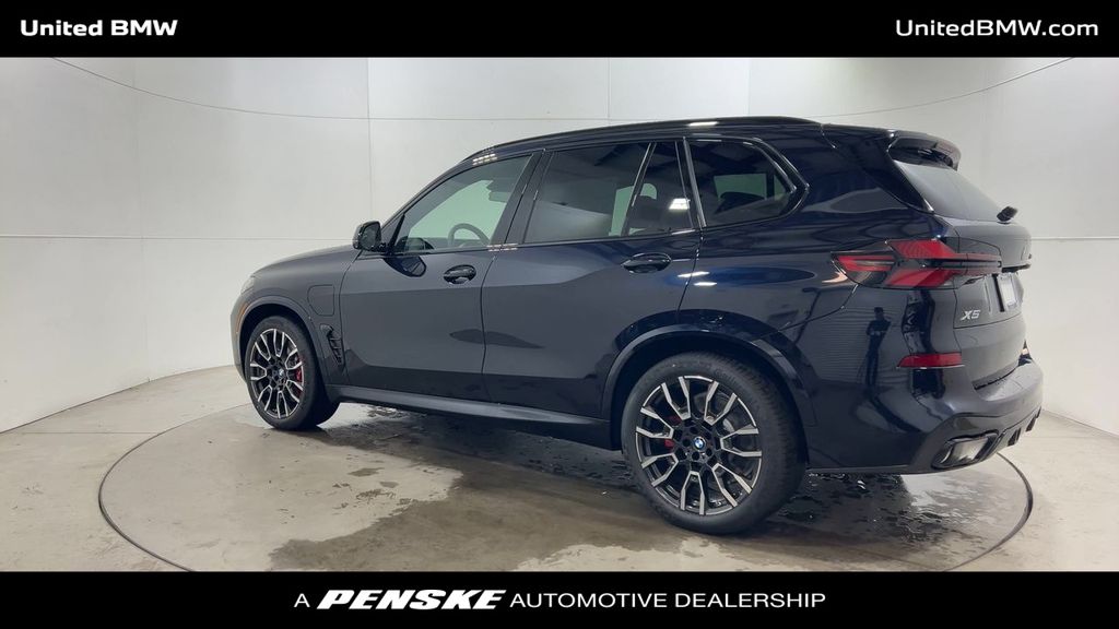 Thumbnail: 2026 BMW X5 - 6