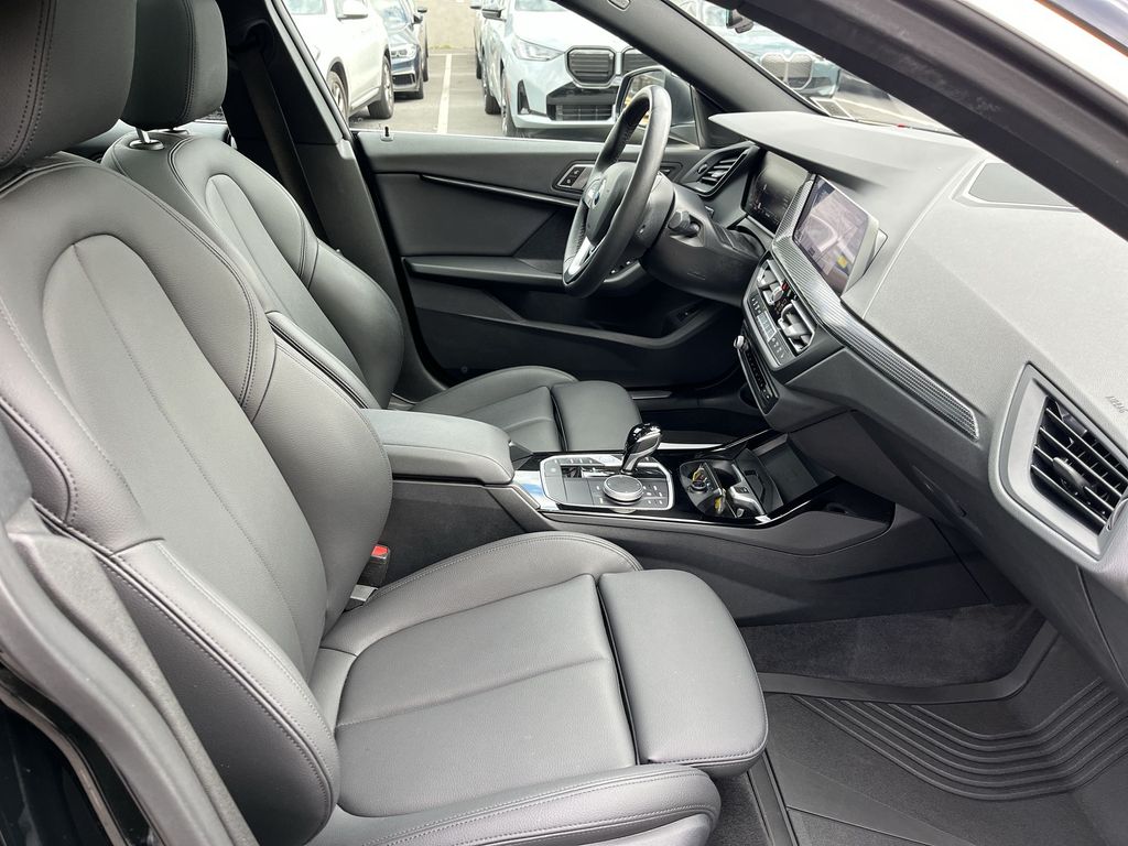 Thumbnail: 2023 BMW 2 Series - 26