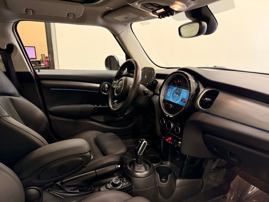 Thumbnail: 2023 MINI Cooper - 29