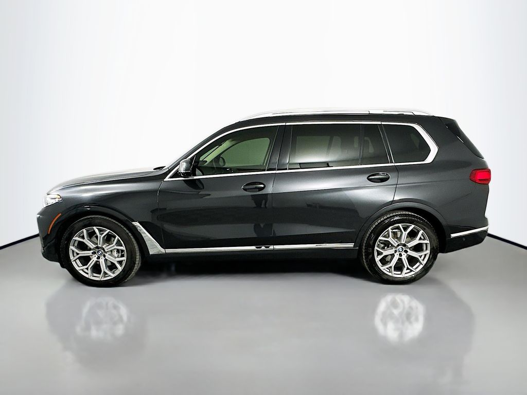 Thumbnail: 2021 BMW X7 - 8