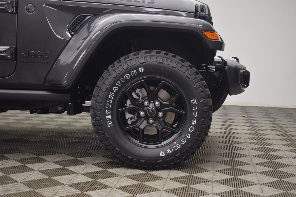 new 2026 Jeep Gladiator car, priced at $47,570