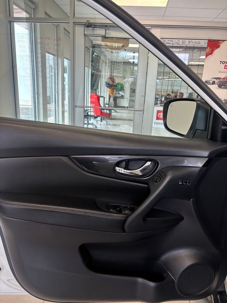 Used 2020 Nissan Rogue SUV