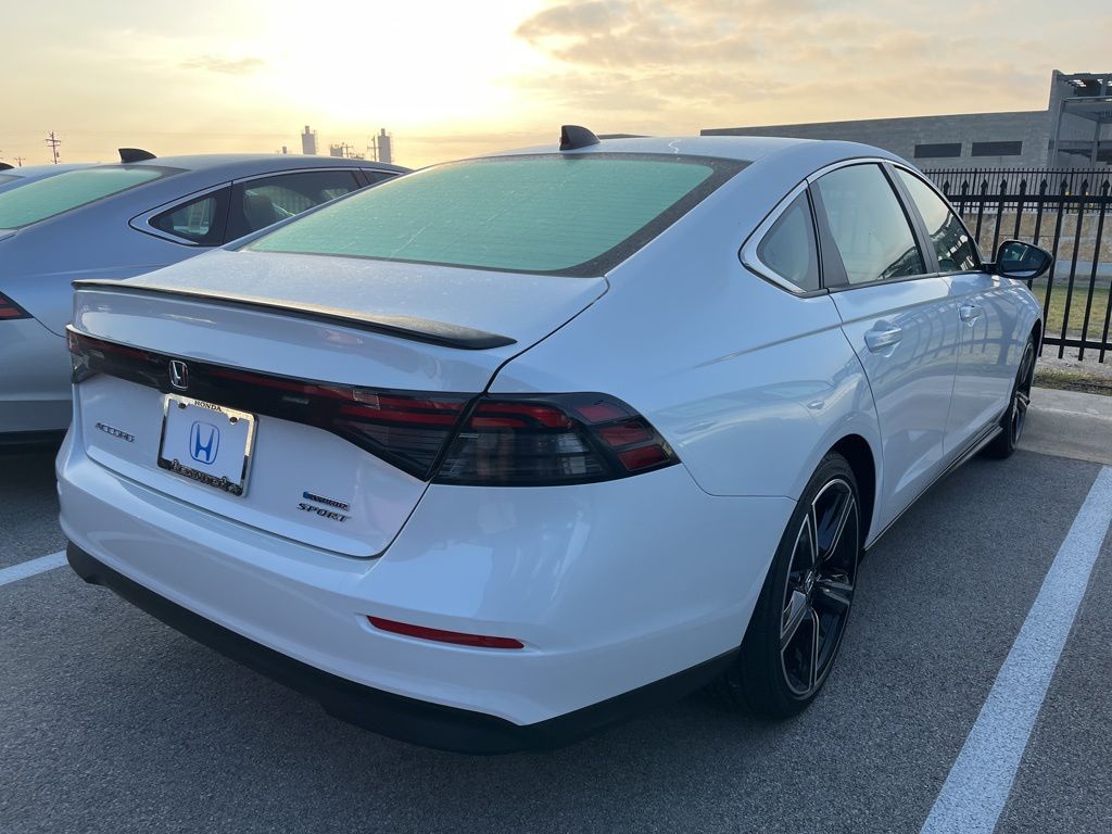 Thumbnail: 2025 Honda Accord - 3
