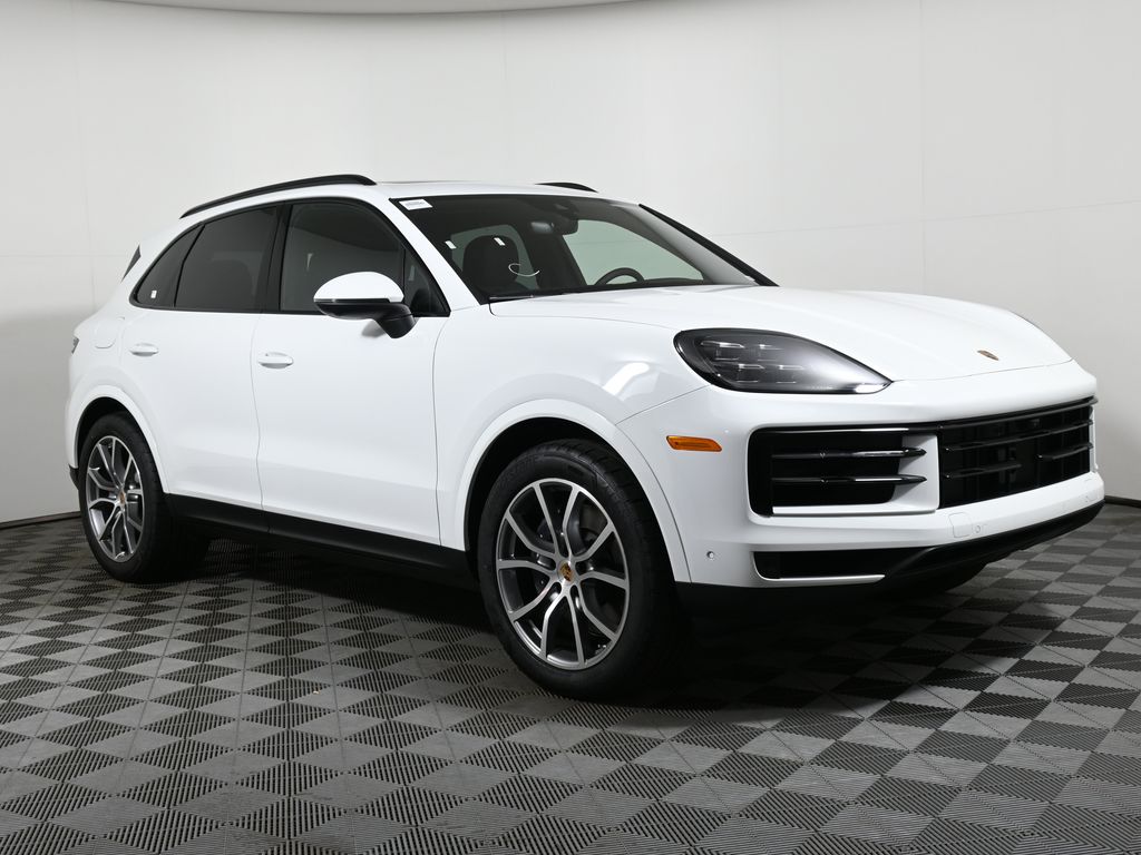 2025 Porsche Cayenne  8