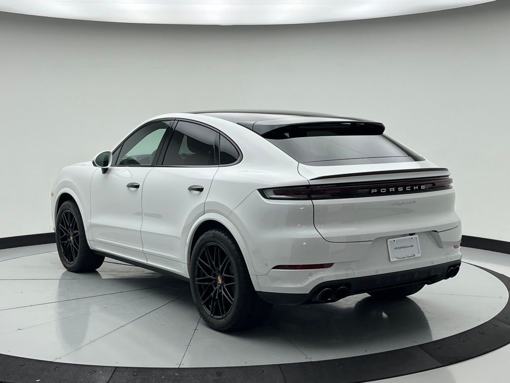 Thumbnail: 2024 Porsche  - 3