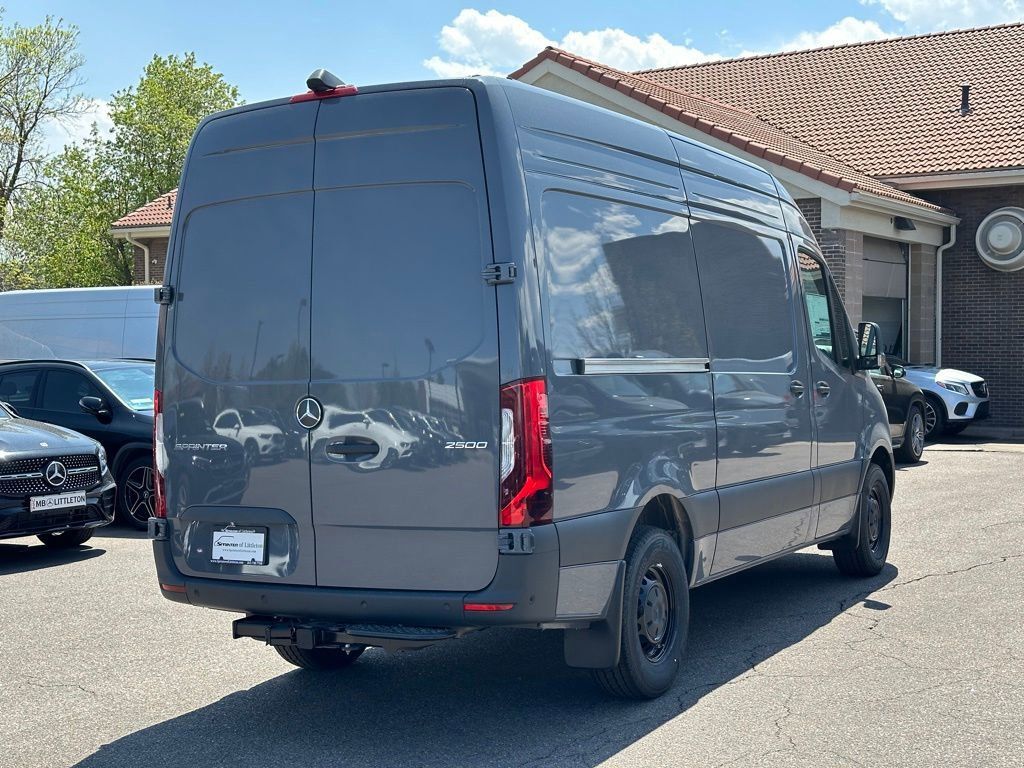 2024 Mercedes-Benz Sprinter 2500 Cargo 144 WB 5