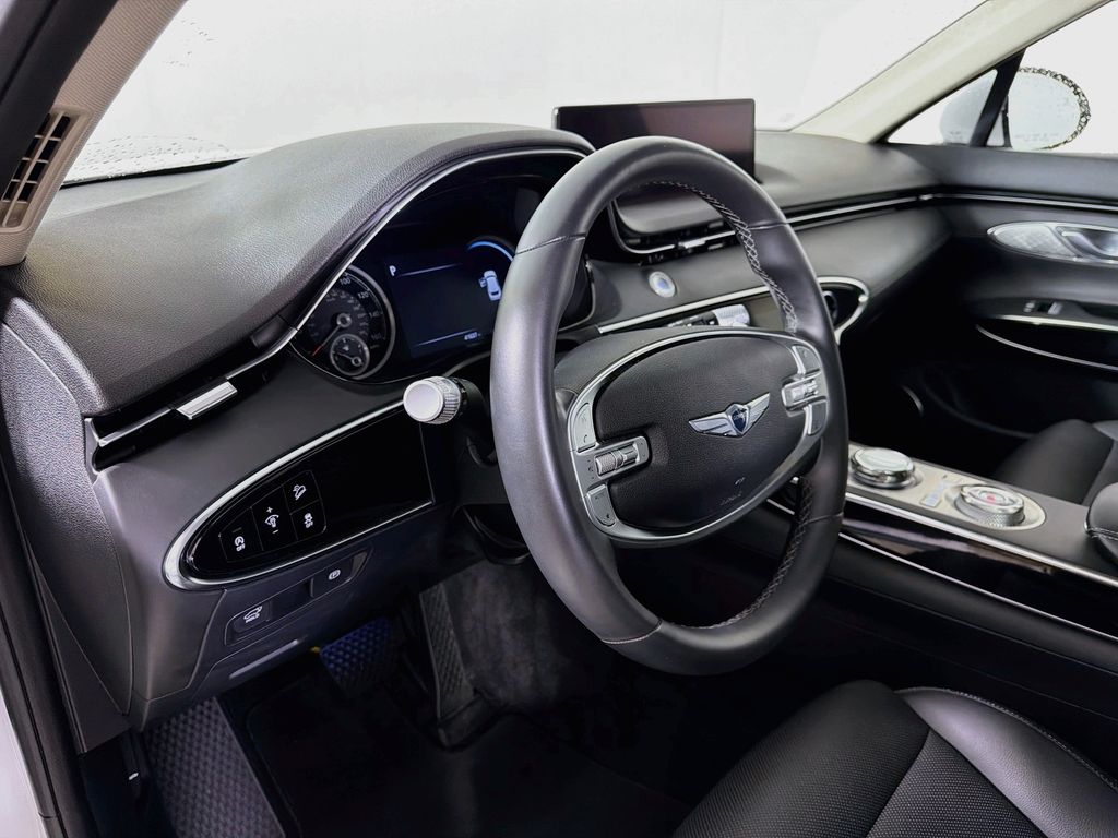 Used 2025 Genesis GV70 SUV