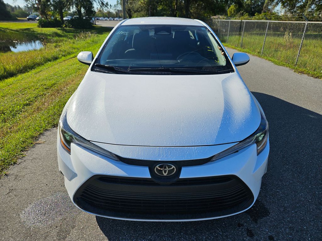 2023 Toyota Corolla LE 8