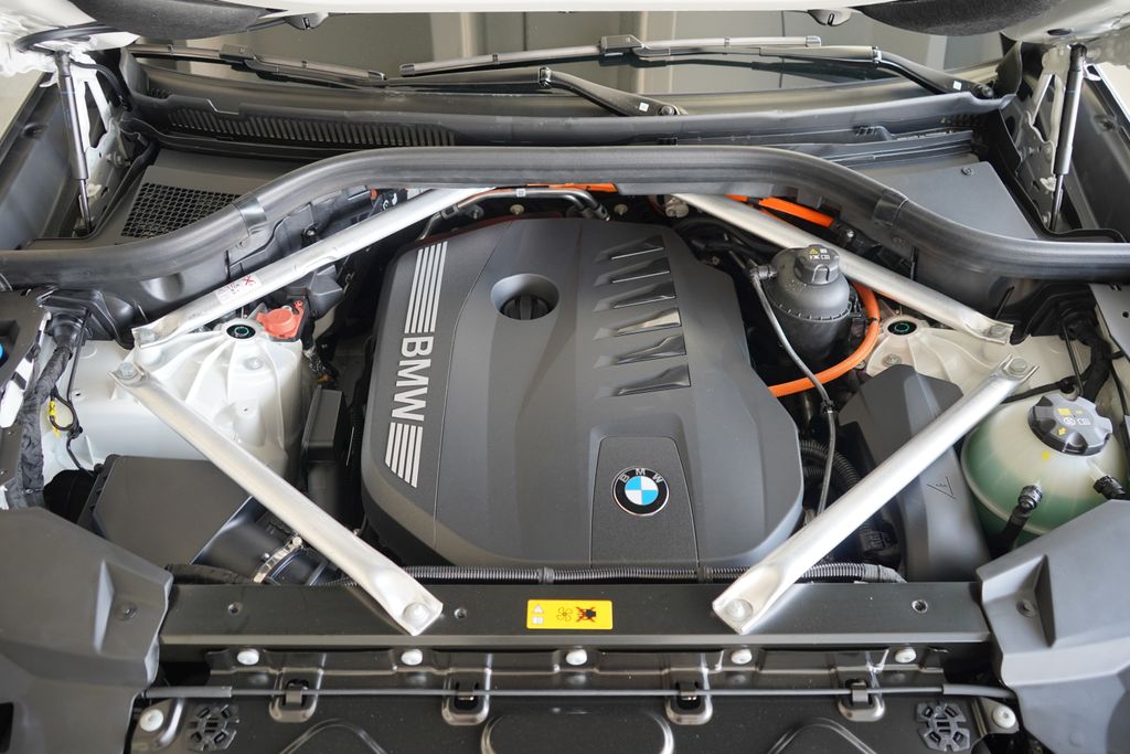 Thumbnail: 2026 BMW X5 - 22