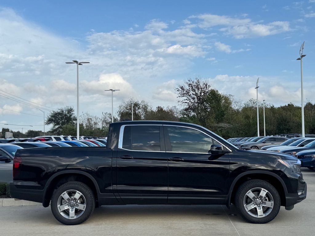 2026 Honda Ridgeline RTL Black at Community Honda