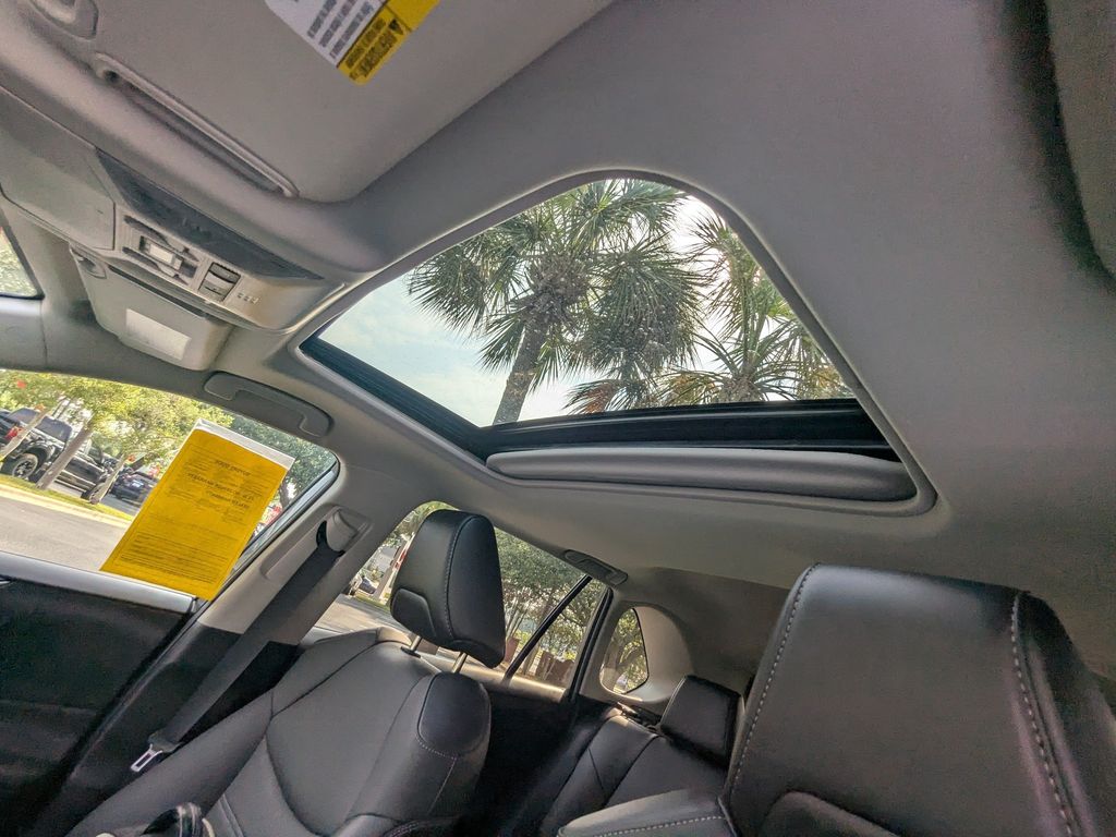 Used 2022 Toyota RAV4 SUV