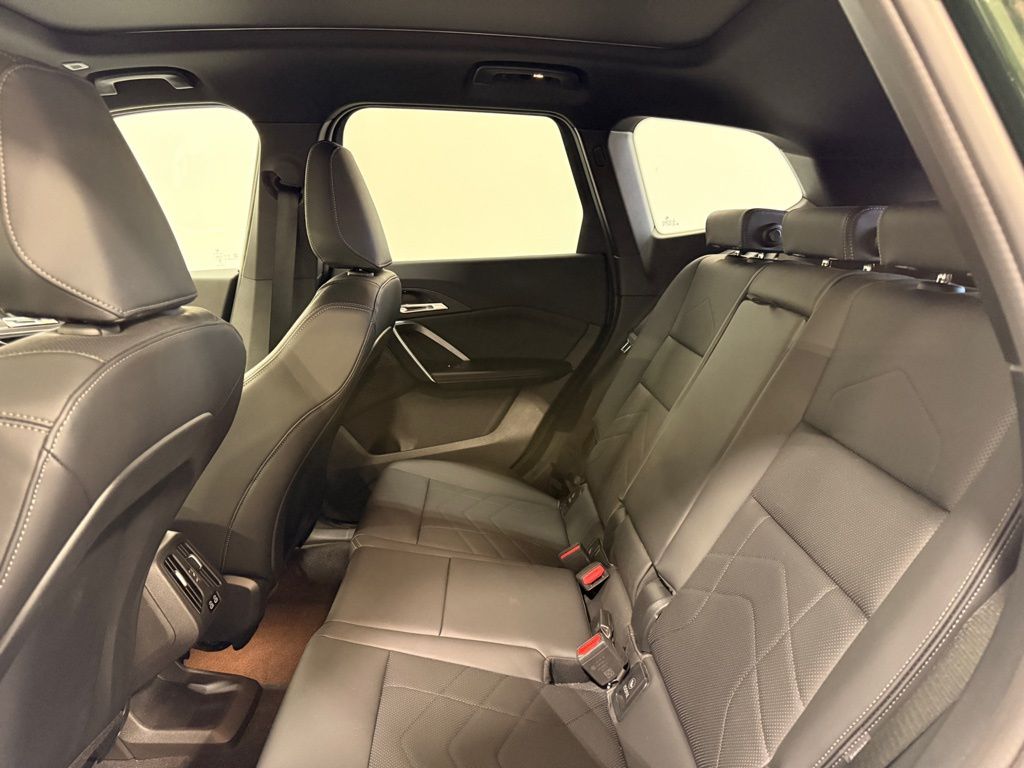 Thumbnail: 2025 BMW X1 - 21