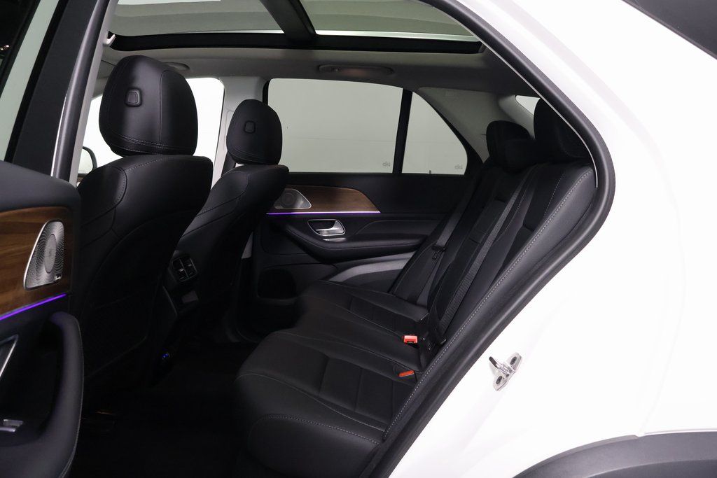 Thumbnail: 2025 Mercedes-Benz GLE - 11