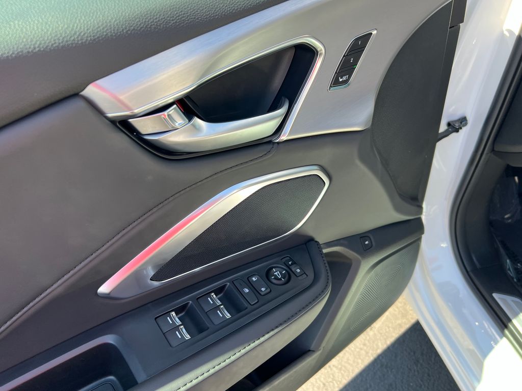 2024 Acura RDX Base 12