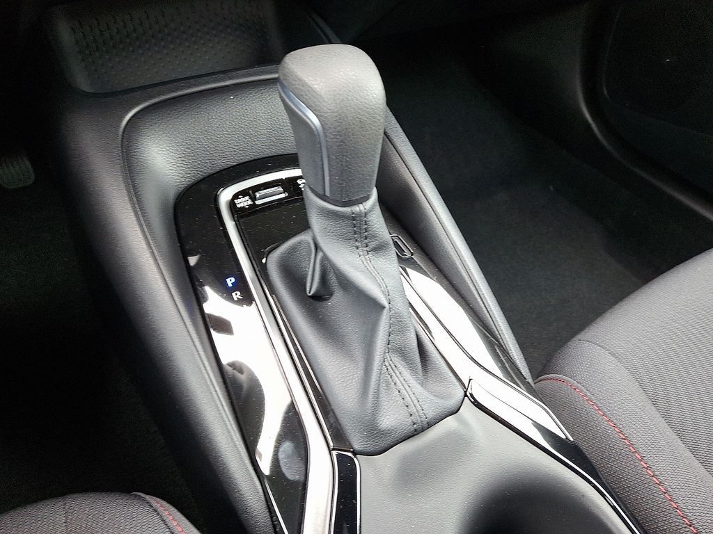 Thumbnail: 2025 Toyota Corolla - 15