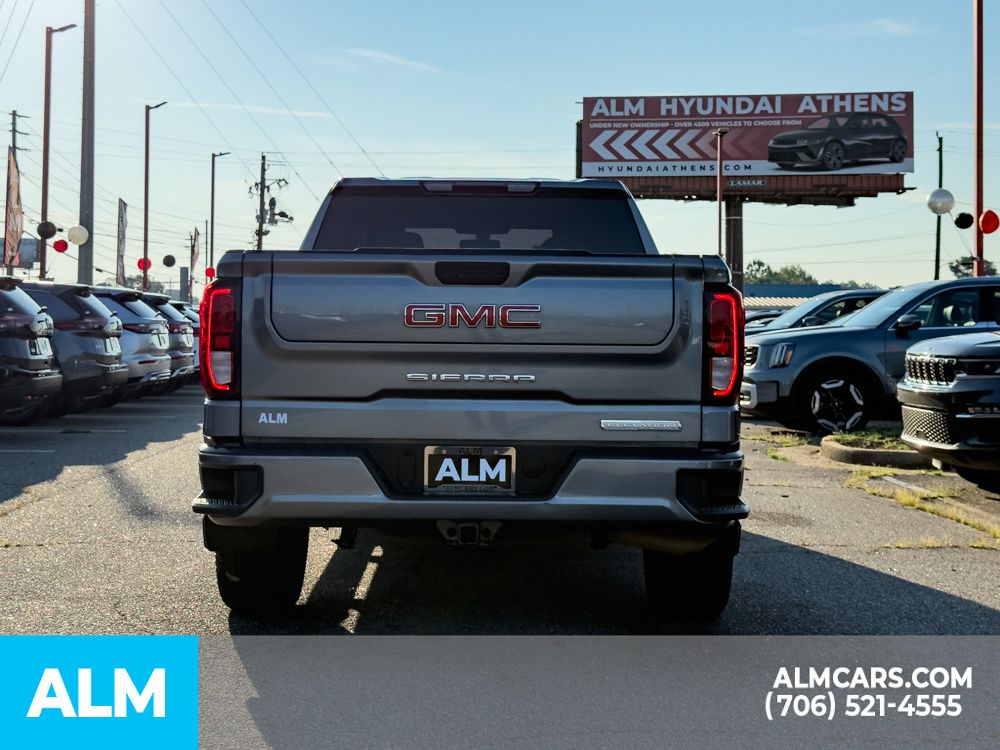 Used 2021  GMC Elevation image 5