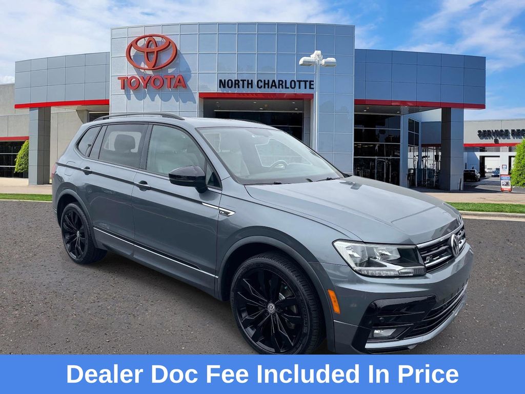 Platinum Gray Metallic 2020 Volkswagen Tiguan SE R-Line Black 4Motion SUV / Crossover All-Wheel Drive 8-Speed Automatic