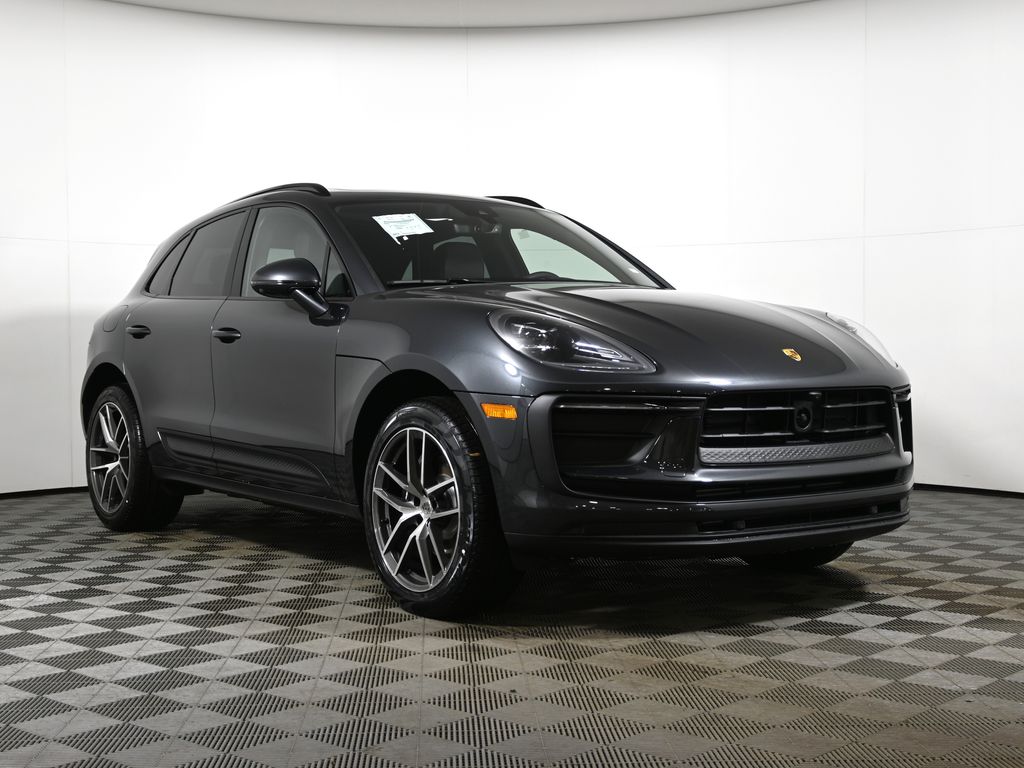 Thumbnail: 2026 Porsche Macan - 9