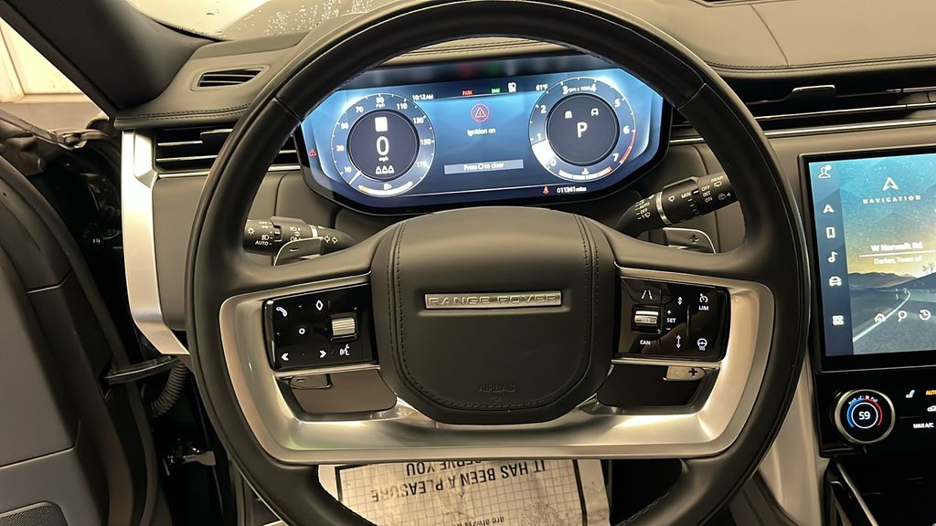 2023 Land Rover Range Rover SE 13