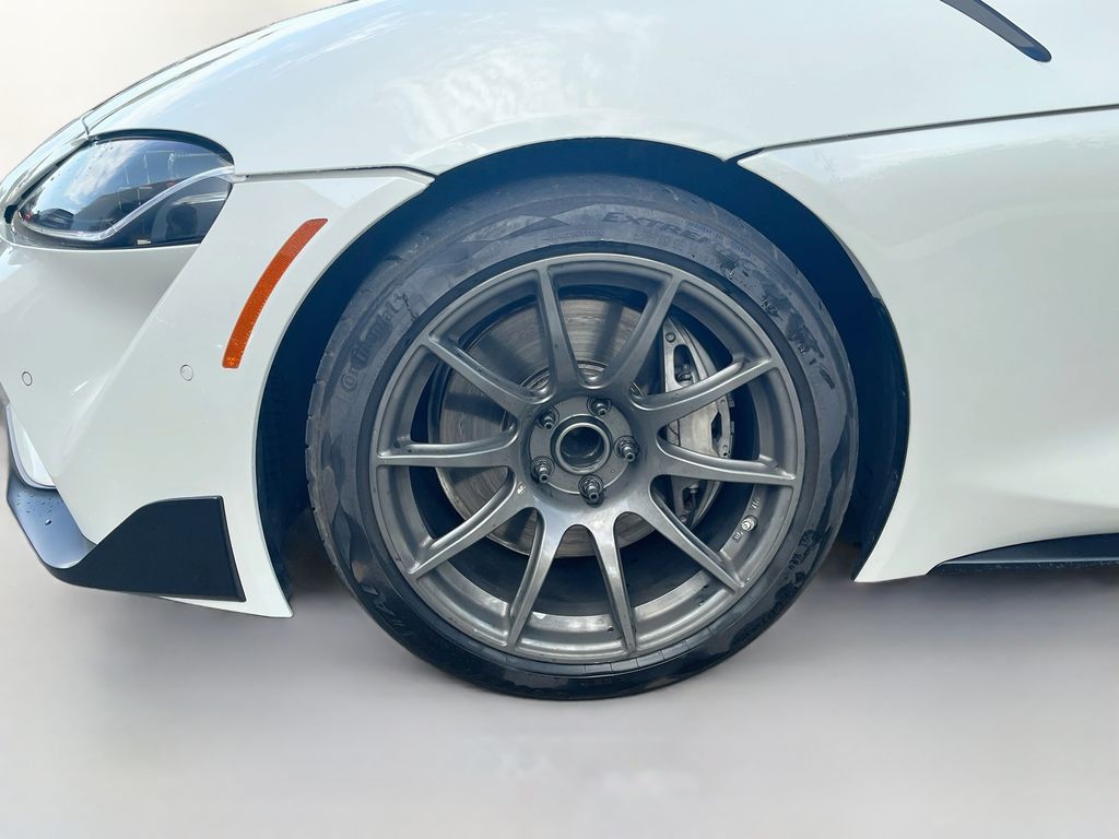 Used 2026 White Toyota 3.0 image 27