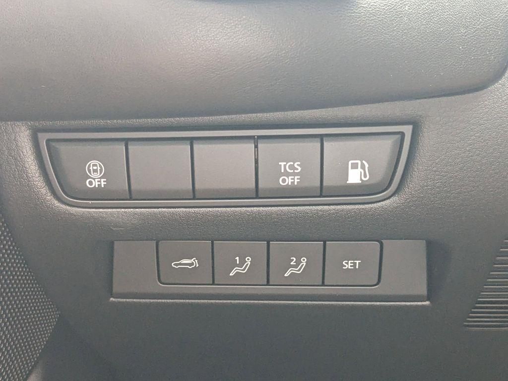 2025 Mazda CX-50 Hybrid Premium photo