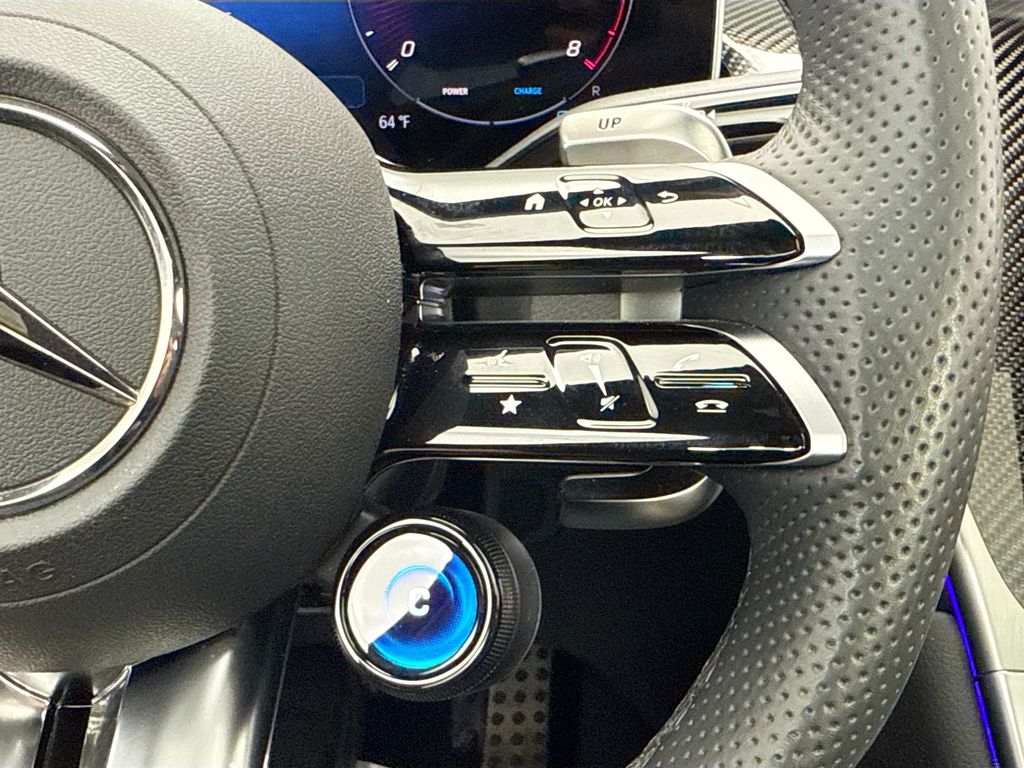 Thumbnail: 2025 Mercedes-Benz GLC - 12