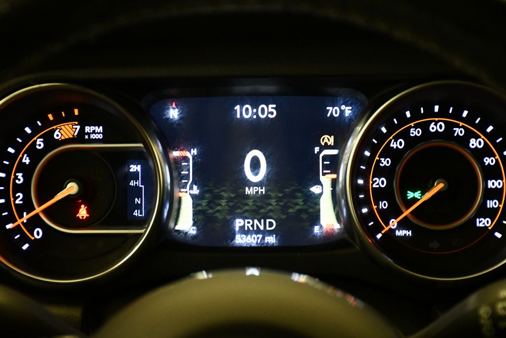 2021 Jeep Wrangler Unlimited Sahara 21