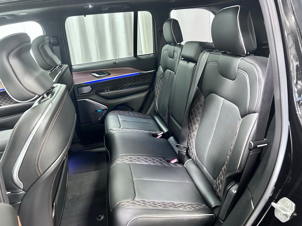 new 2026 Jeep Grand Cherokee car, priced at $64,280