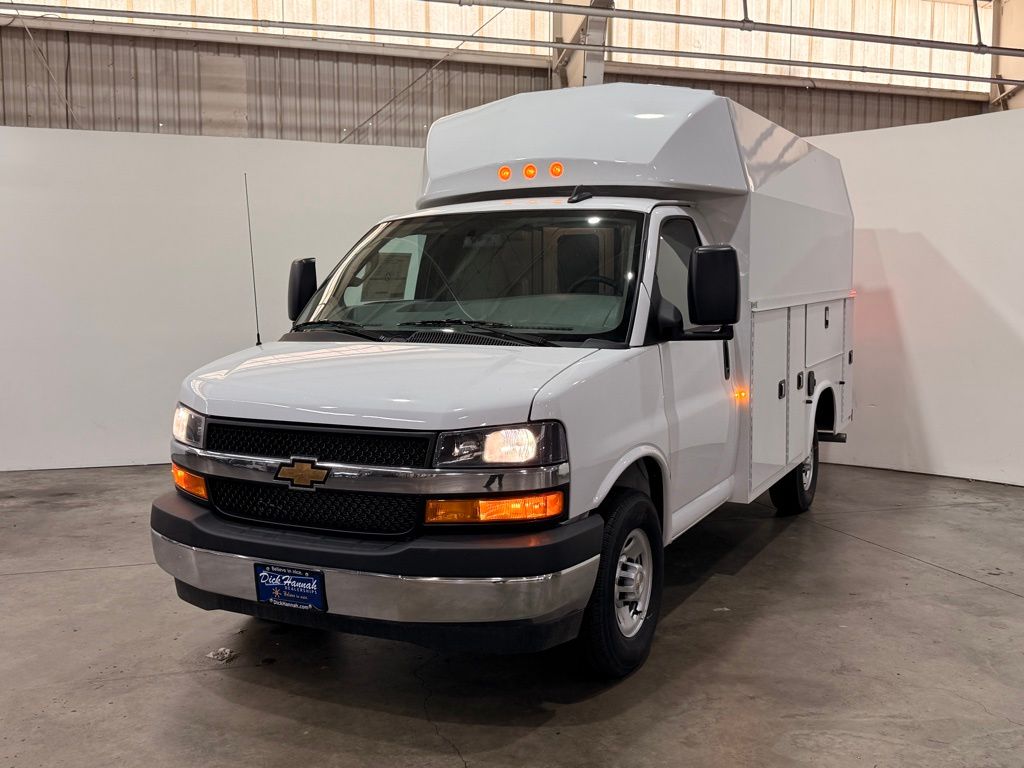 2025 Chevrolet Express 3500 Work Van
