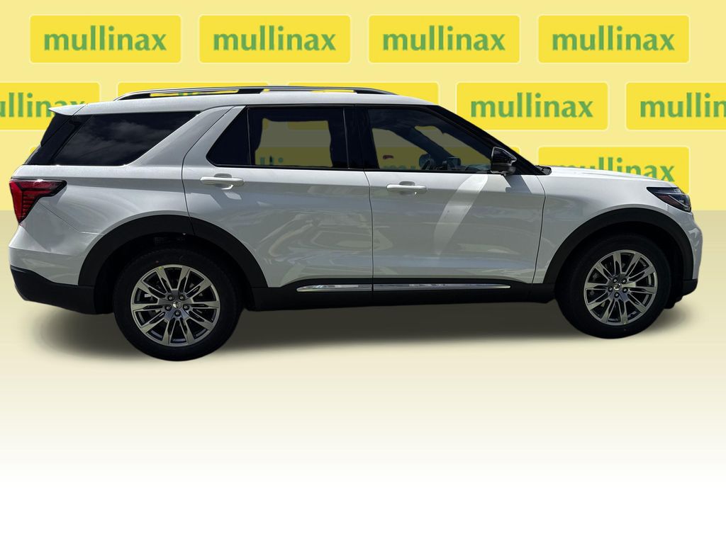 New 2026 White Ford Platinum image 16