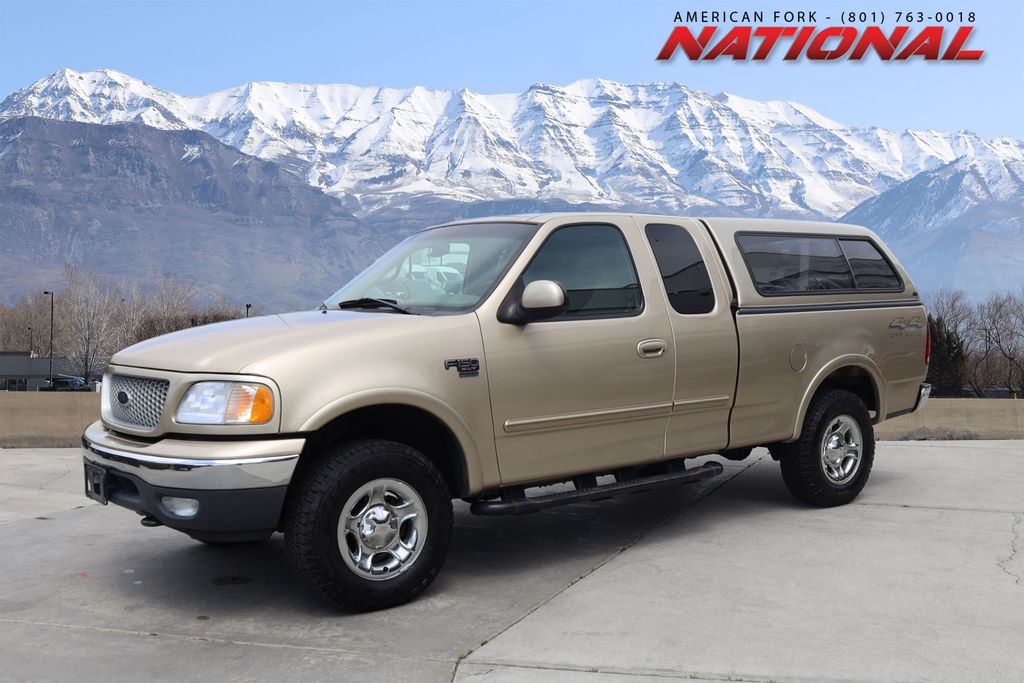 1999 Ford F-150 XLT 4WD Extended Cab SB Pickup Truck Four-Wheel Drive 4-Speed Automatic Overdrive