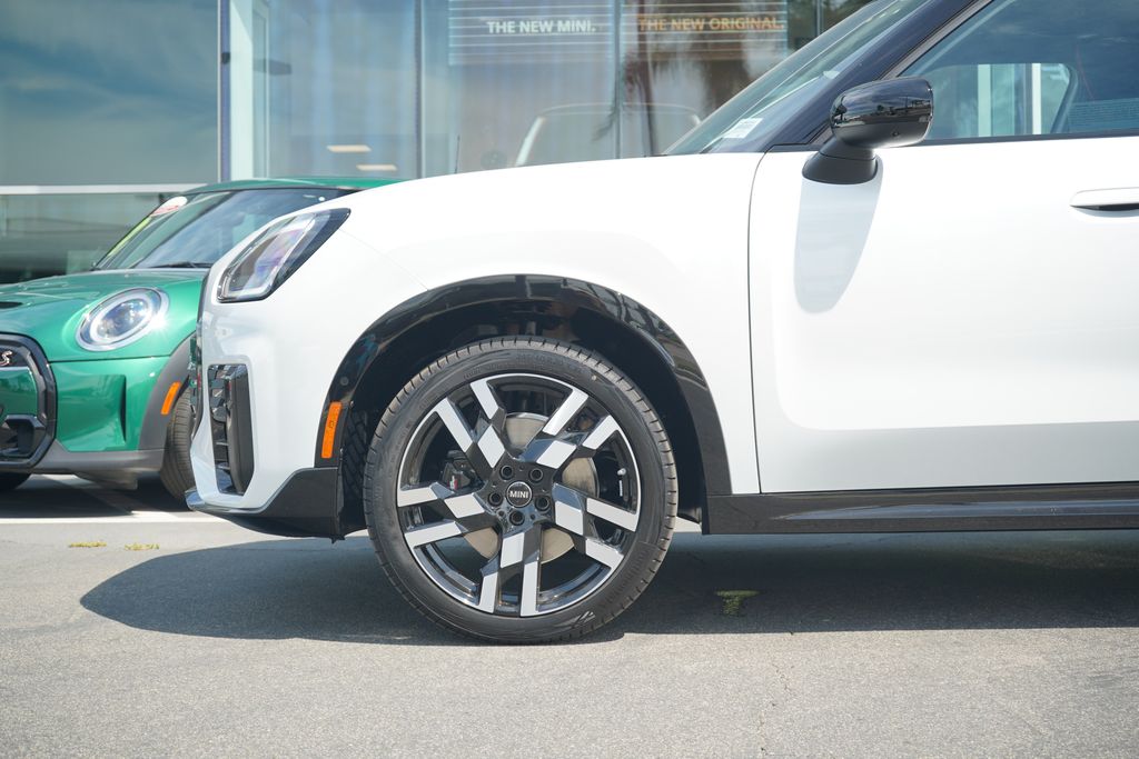 Thumbnail: 2026 MINI Cooper Countryman - 2