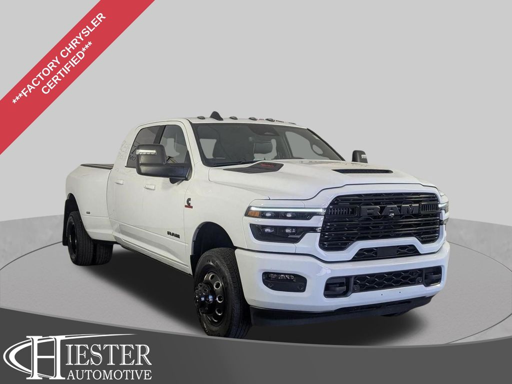 Bright White Clearcoat 2026 RAM 3500 Pickup Truck Four-Wheel Drive 8-Speed Automatic