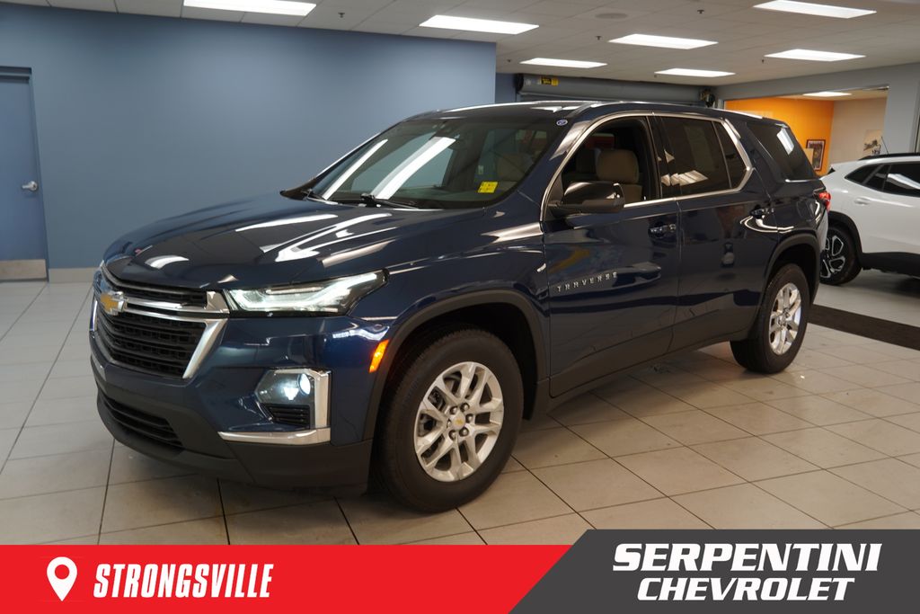 Northsky Blue Metallic 2022 Chevrolet Traverse LS FWD SUV / Crossover Front-Wheel Drive 9-Speed Automatic