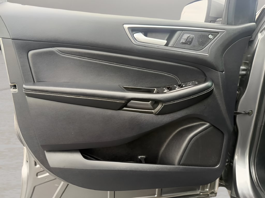 Used 2022 Ford Edge SUV