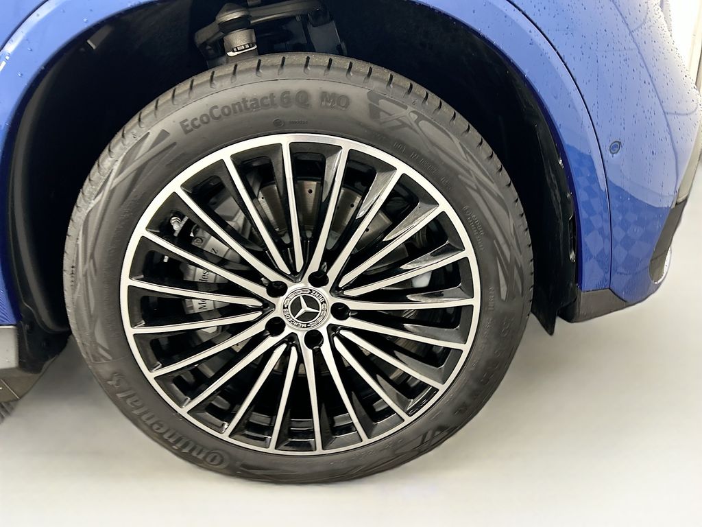 Thumbnail: 2025 Mercedes-Benz GLC - 31