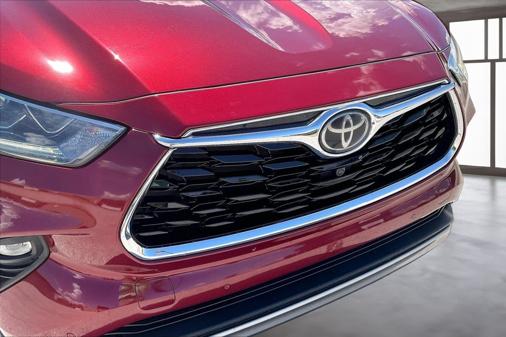 Used 2022 Toyota Highlander SUV