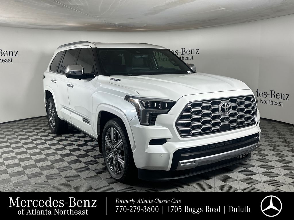 White (Wind Chill Pearl) 2026 Toyota Sequoia SUV / Crossover Four-Wheel Drive Automatic
