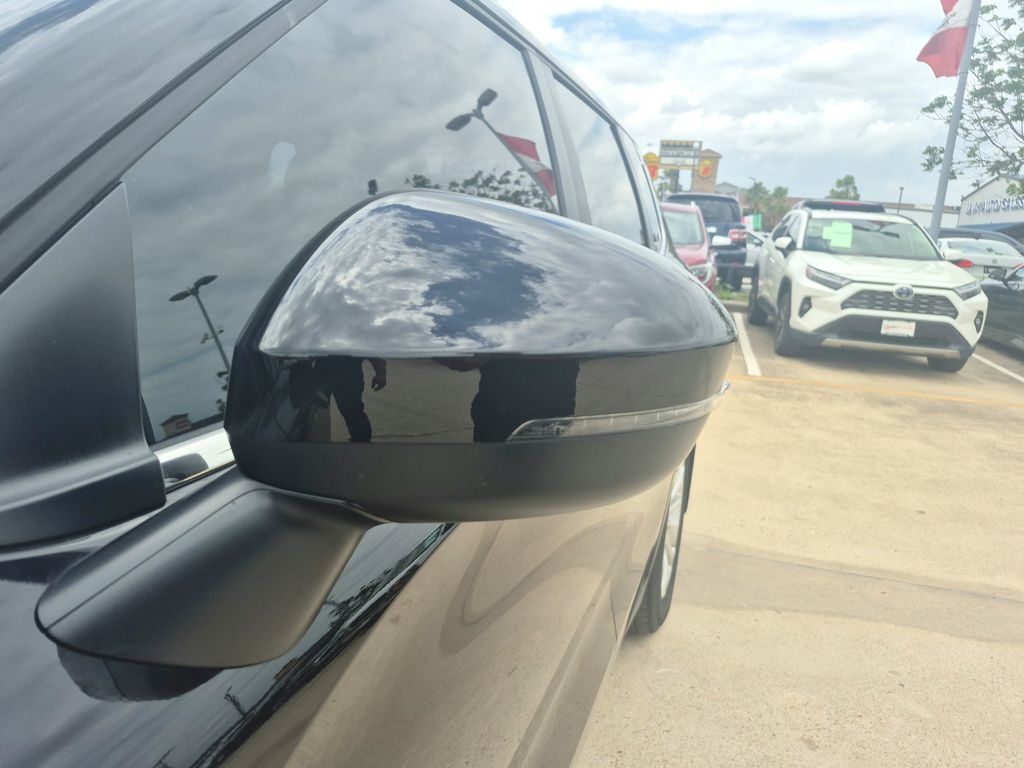 2025 Mitsubishi Outlander ES Black at Emmons Autoplex