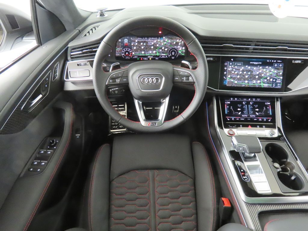 Thumbnail: 2026 Audi RS Q8 - 12