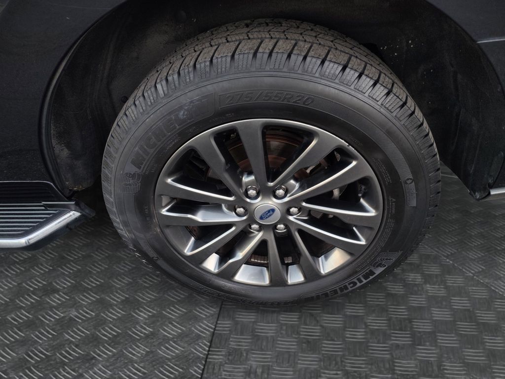 Used Car 2021 Ford Expedition  Xlt For Sale Under $35,000 In Austin, Texas