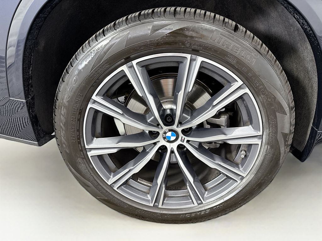 Thumbnail: 2026 BMW X5 - 32