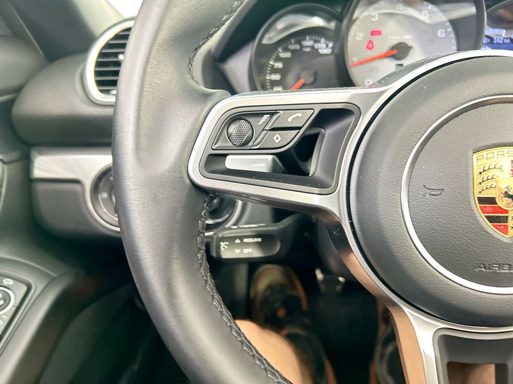Thumbnail: 2024 Porsche 718 Boxster - 19