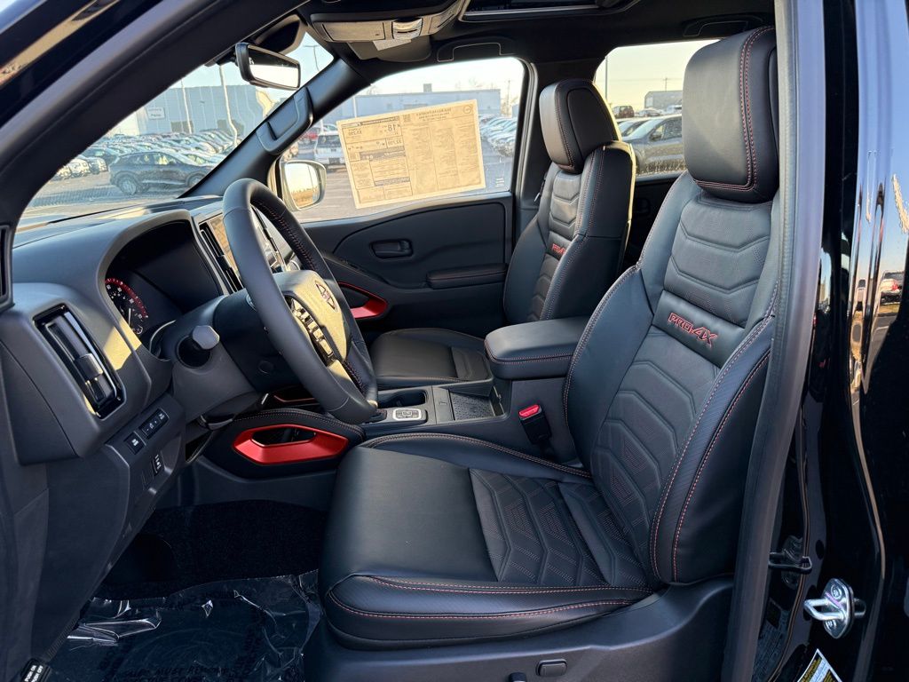 View vehicle photo 4