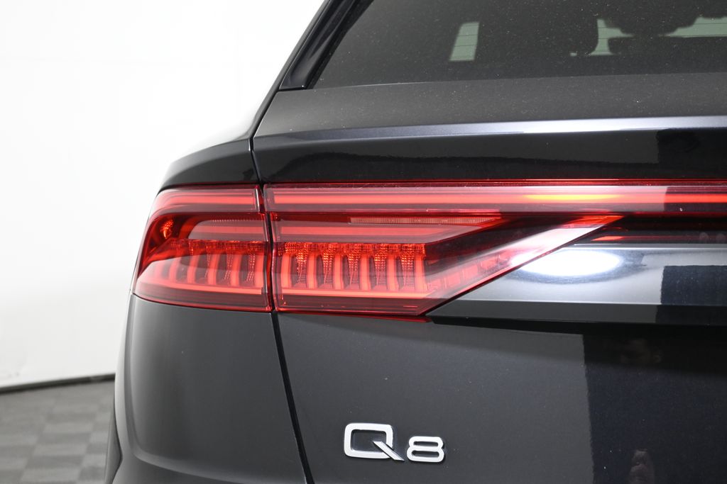 2020 Audi Q8 Premium Plus 10