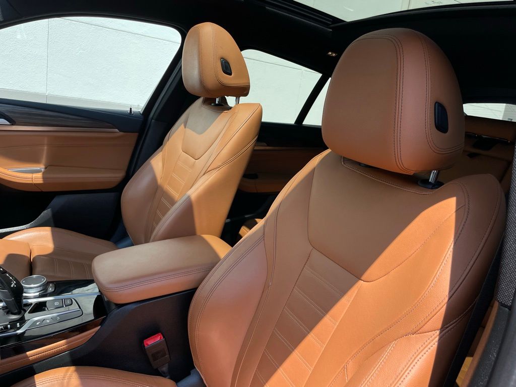 Thumbnail: 2021 BMW X4 - 27