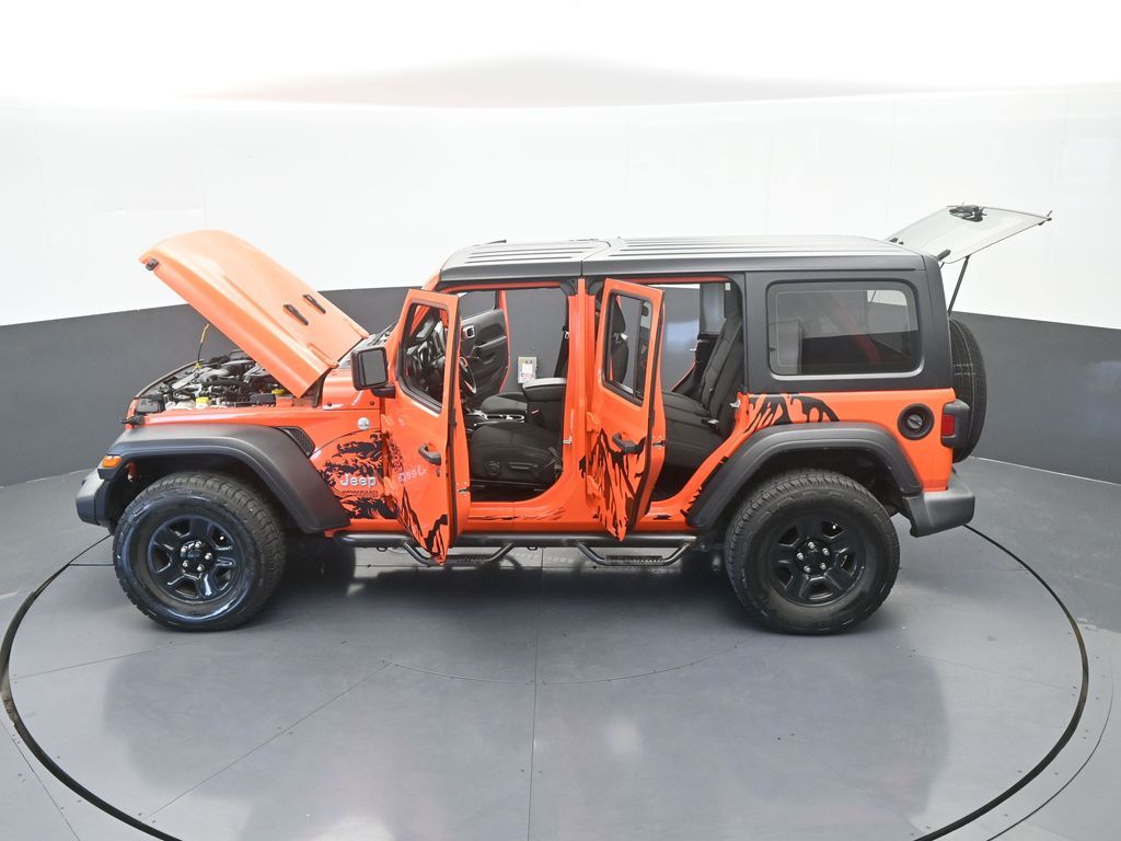 Used 2018 Punkn Metallic Clearcoat Jeep Unlimited Sport image 62
