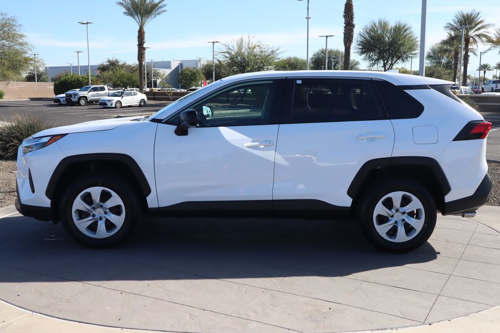 Thumbnail: 2025 Toyota RAV4 - 8