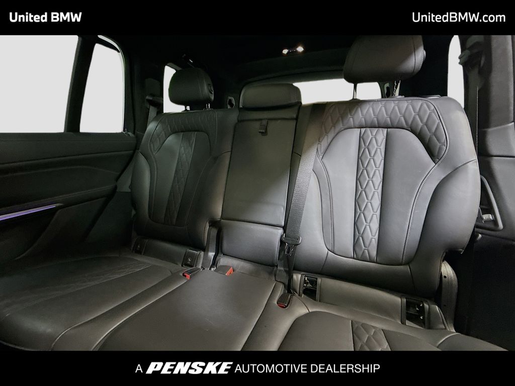 Thumbnail: 2022 BMW X7 - 13