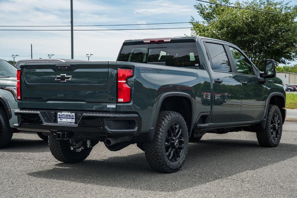 ChevroletSilverado 2500HD4